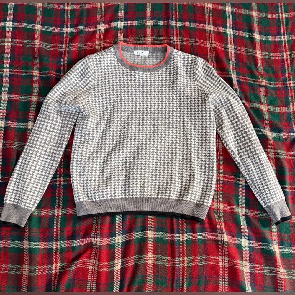 THML Gray and White Houndstooth Sweater